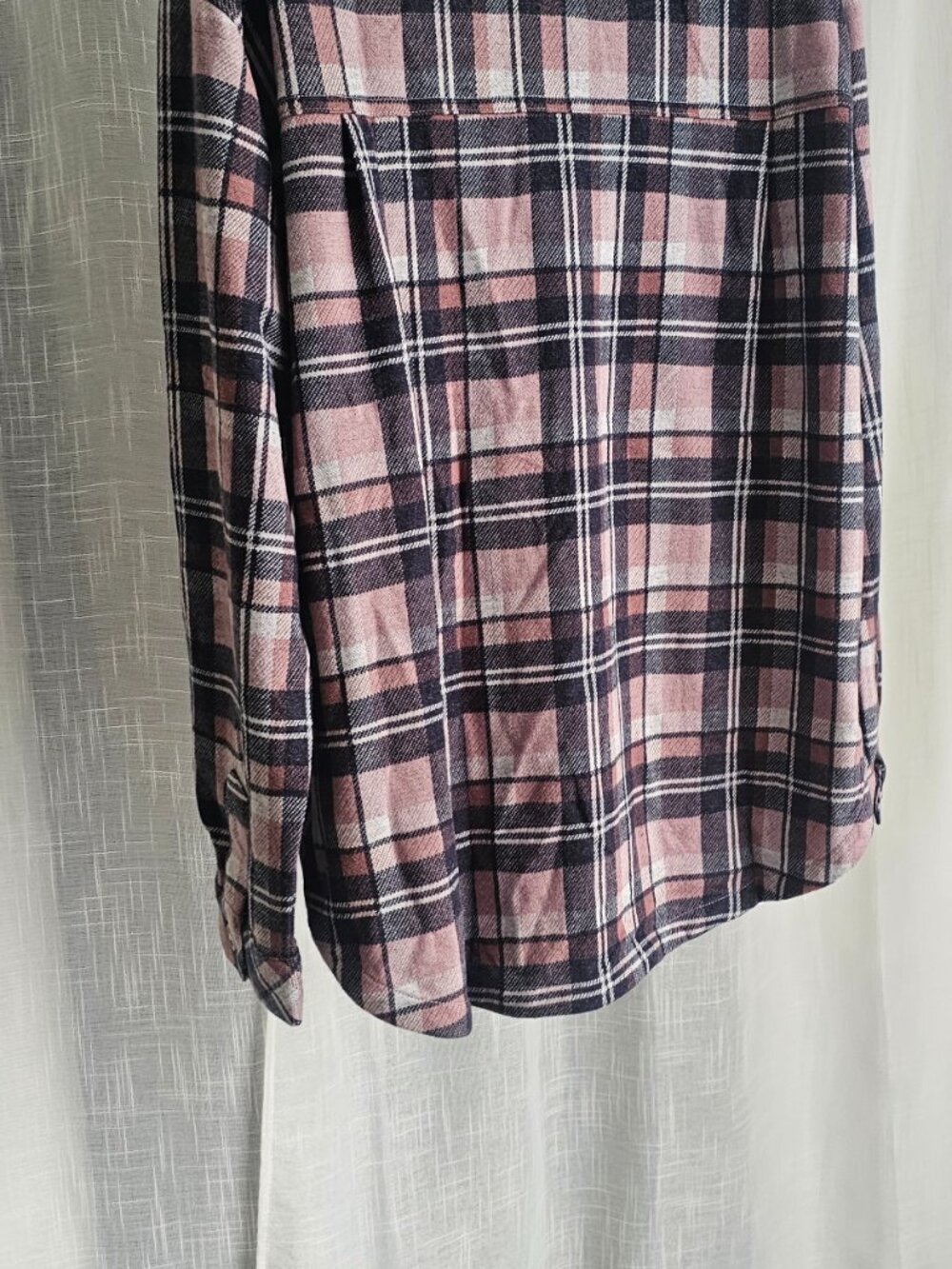 Cosmic Blue Love Stitch Fix Deanna Relaxed Knit Button Down Shirt Light Purple - Picture 3 of 3